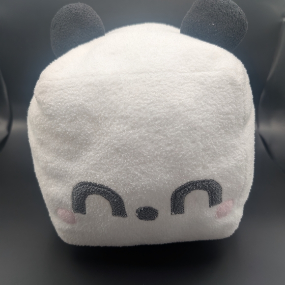 Super soft mini panda stuffed pillow cube toy - Picture 1 of 4